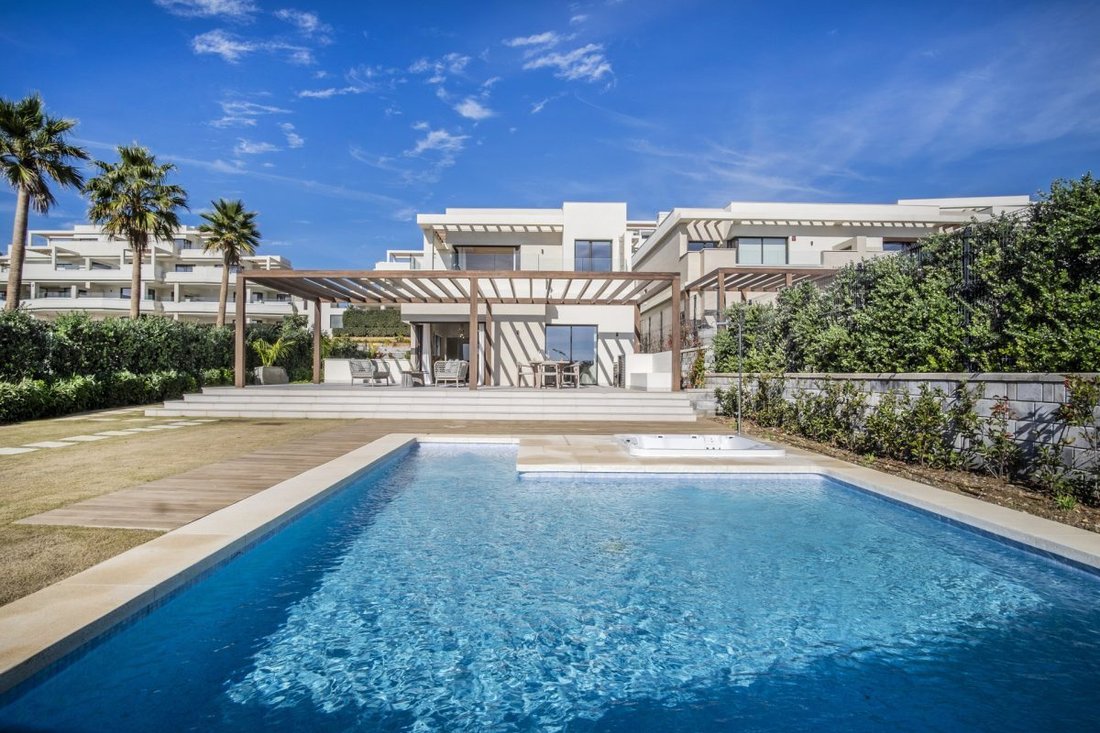 Villa a Estepona, Andalusia, Spagna 1 - 18862944