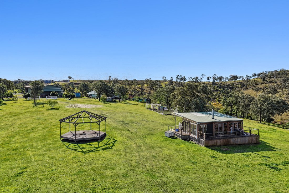 Farm Ranch in Fordsdale, Queensland, Australia 3 - 18857955