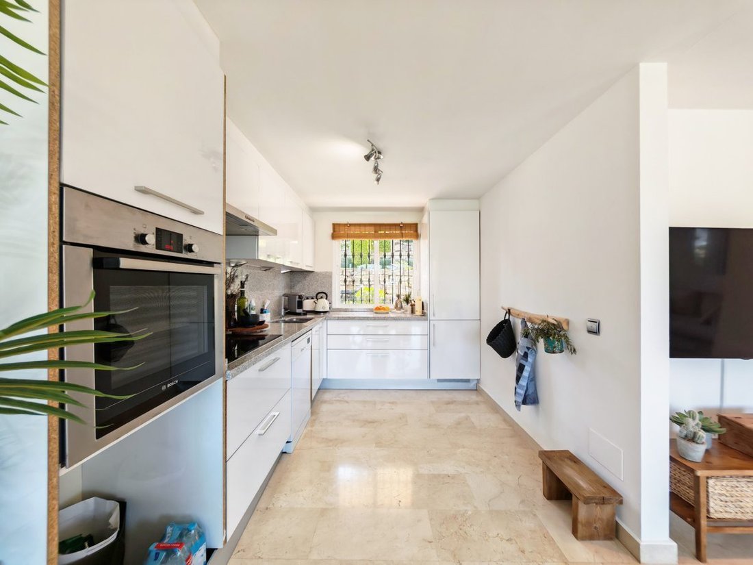 Apartment in La Quinta, Benahavis, Andalusia 5 - 18864856