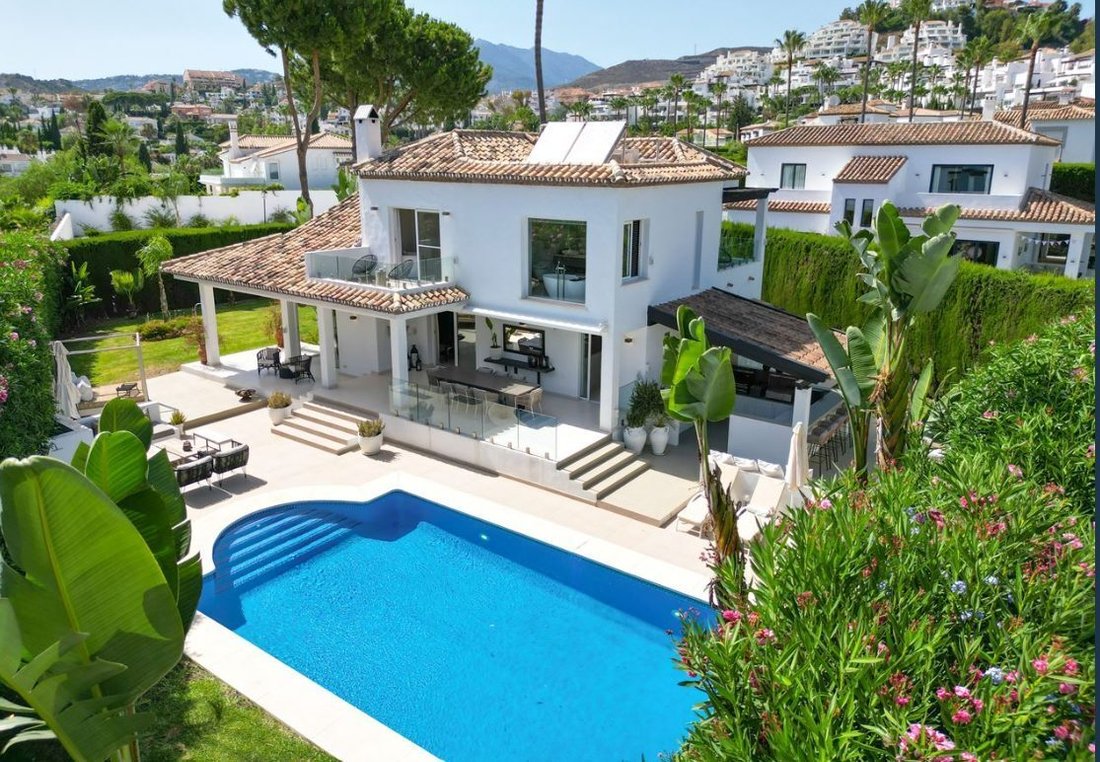Villa a Puerto Banus, Marbella, Spagna 2 - 18862386