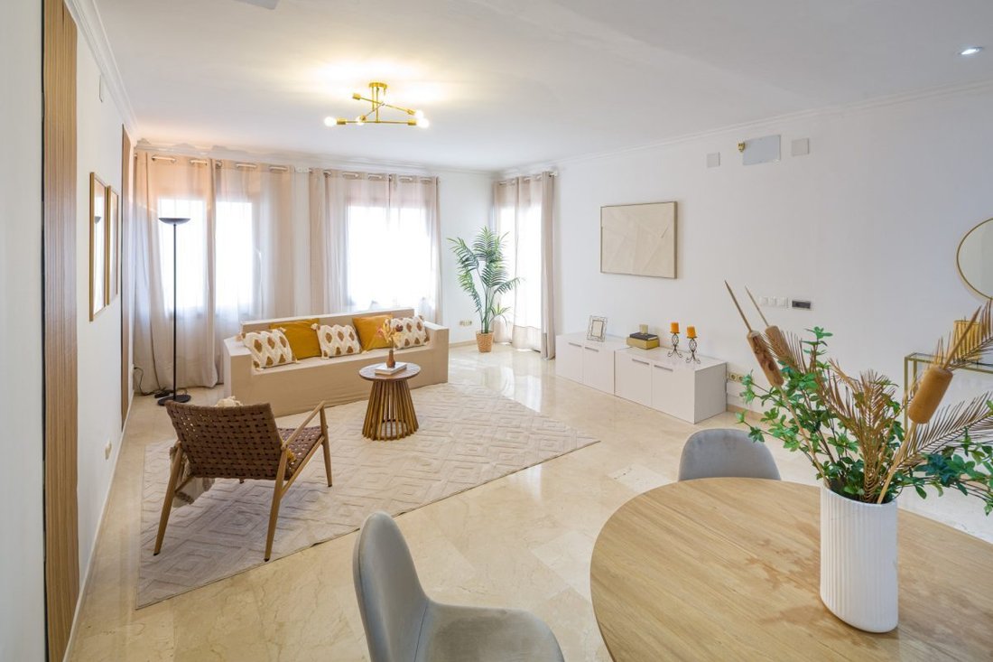 Apartment in Puerto Banus, Marbella, Spain 1 - 18861479