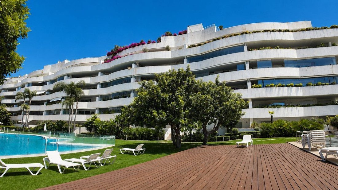 Apartment in Puerto Banus, Marbella, Spain 2 - 18863815