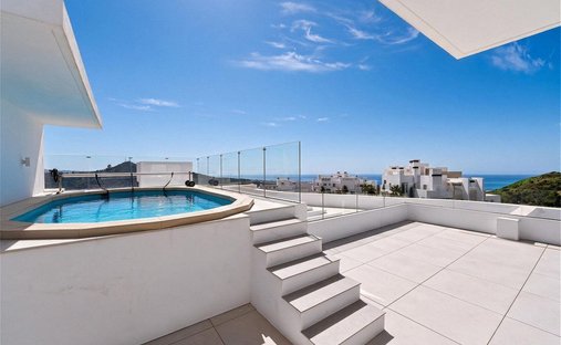 Apartment in Ojen, Andalusia, Spain 1