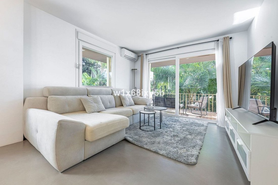Apartment in Puerto Banus, Marbella, Spain 2 - 18864942
