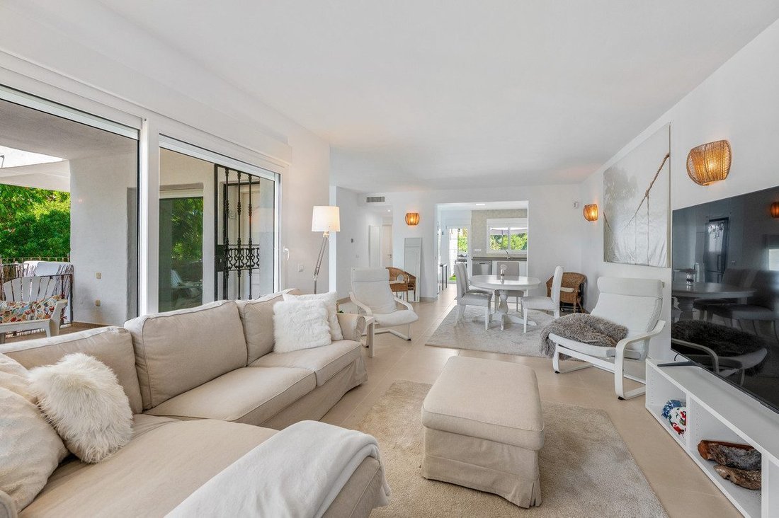 Villa à Elviria-Cabopino, Marbella, Espagne 2 - 18863923