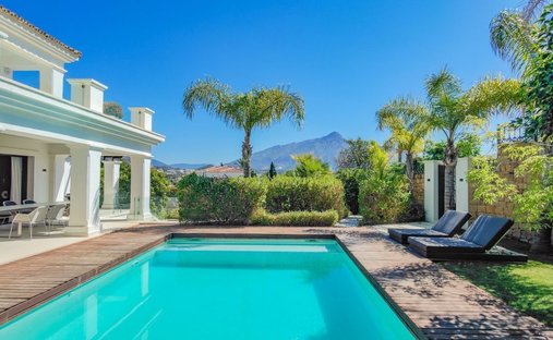 Villa à Nueva Andalucia, Marbella, Espagne 1