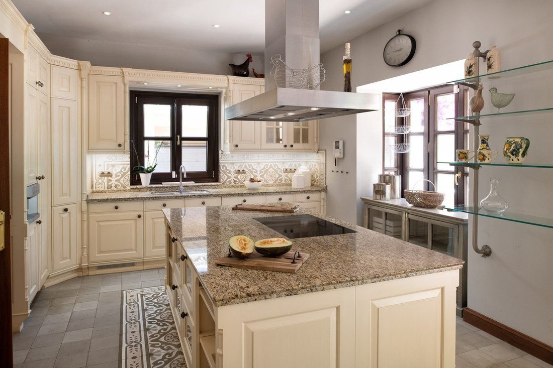 Villa in Sierra Blanca, Marbella, Spain 5 - 18867406