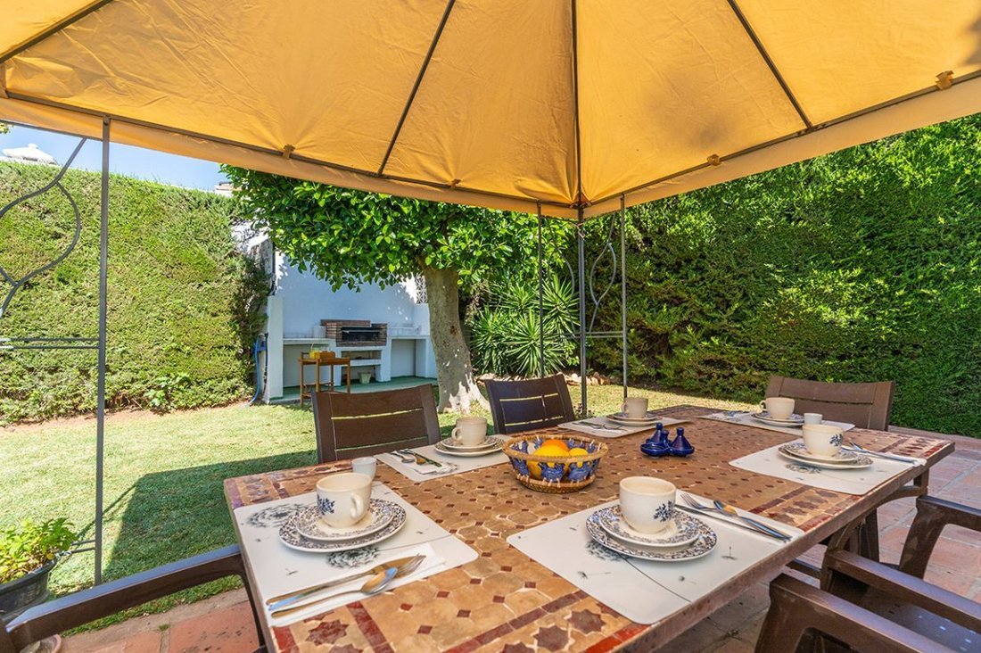 Villa in Marbella, Andalusien, Spanien 3 - 18867041