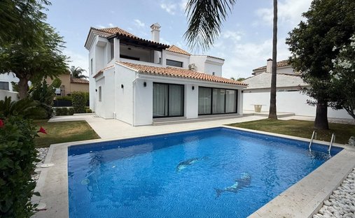 Villa in Puerto Banús, Marbella, Spanien 1