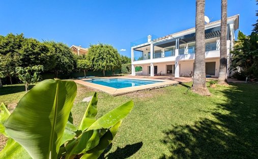 Villa à Puerto Banús, Marbella, Espagne 1