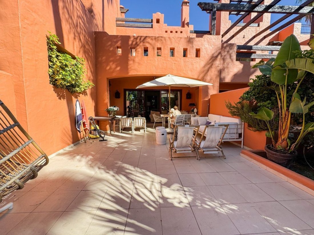 Townhouse in Golden Mile, Andalusia, Spain 4 - 18862451