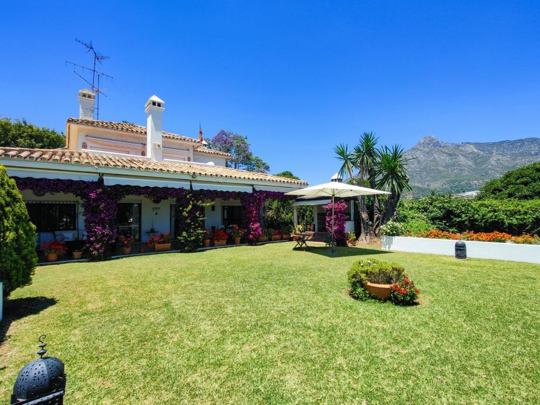 Villa à Marbella, Andalousie, Espagne 4 - 18862501