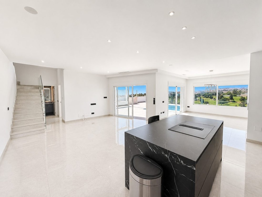 Villa in Benahavis, Andalusia, Spain 4 - 18859835