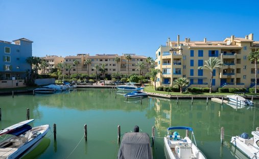 Apartment in Sotogrande, San Roque, Andalusia 1
