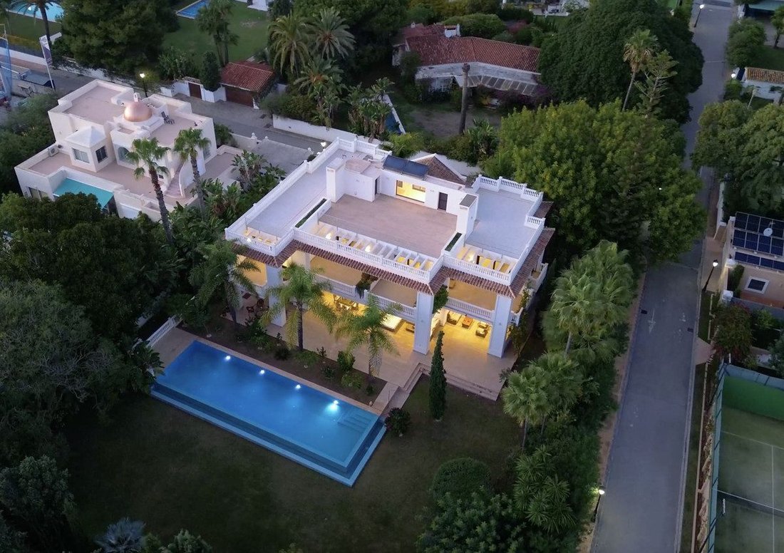 Villa a Estepona, Andalusia, Spagna 3 - 18861853