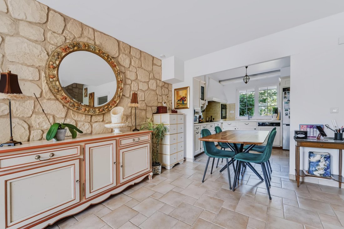 House in Esperes, Villeneuve-Loubet, France 5 - 18859083