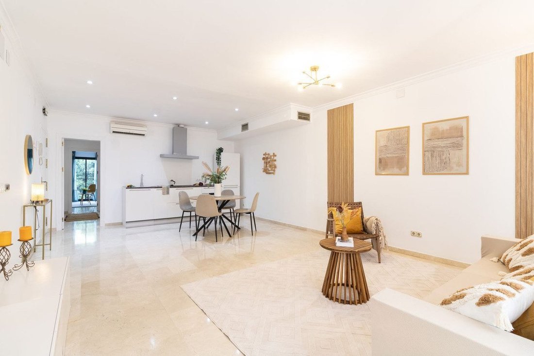Appartement à Puerto Banús, Marbella, Espagne 2 - 18860109