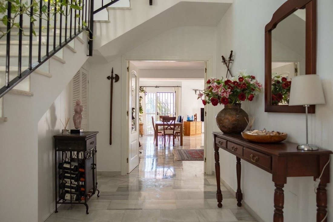 Villa in Estepona, Andalusia, Spain 4 - 18859729