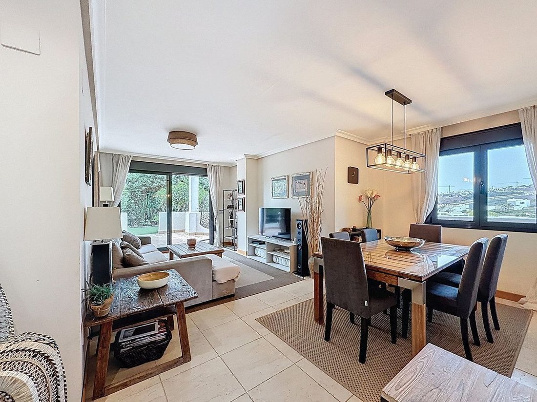 Appartamento a Estepona, Andalusia, Spagna 1 - 18865111