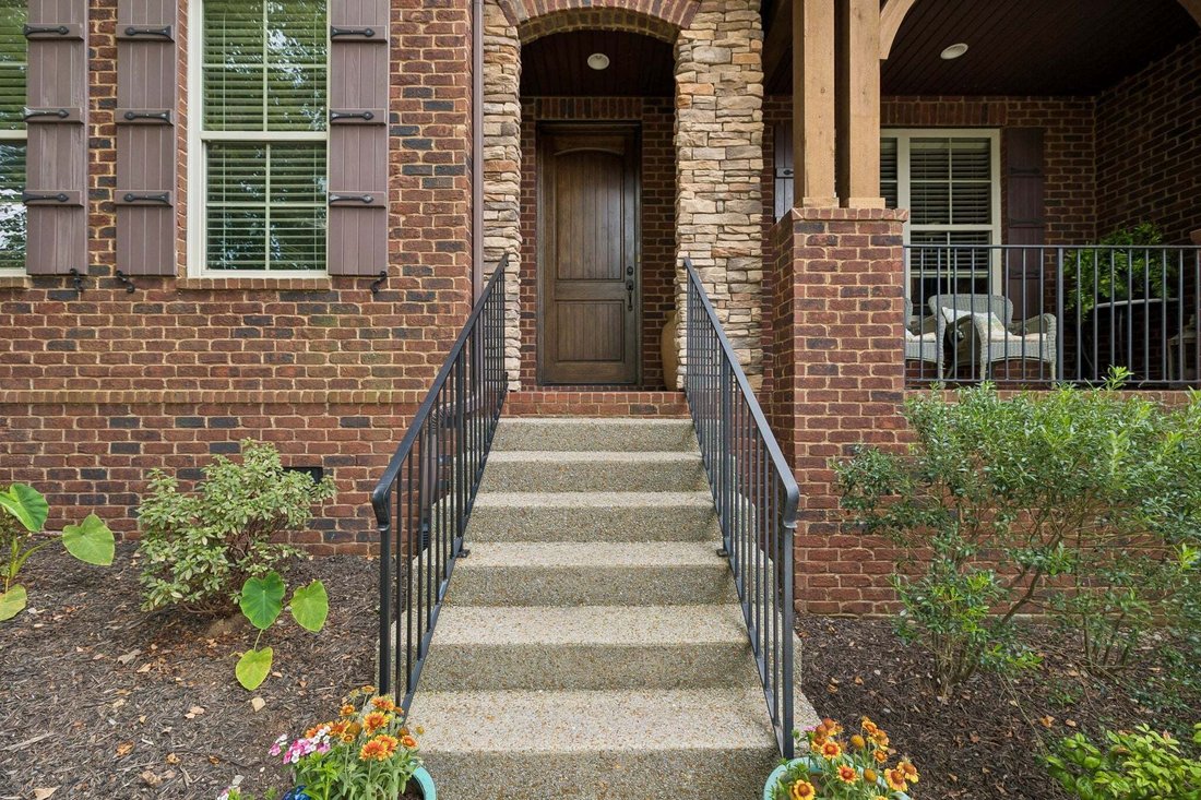 House in Nashville, Tennessee, United States 2 - 18859311