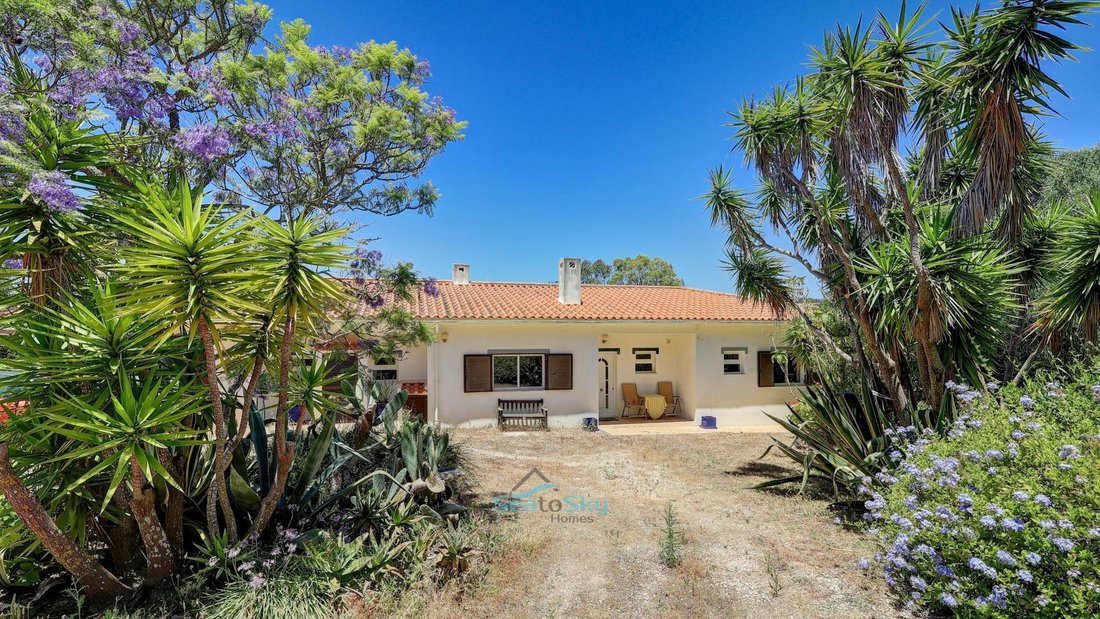 House in Bensafrim e Barao de Sao Joao, Algarve, Portugal 2 - 18859634