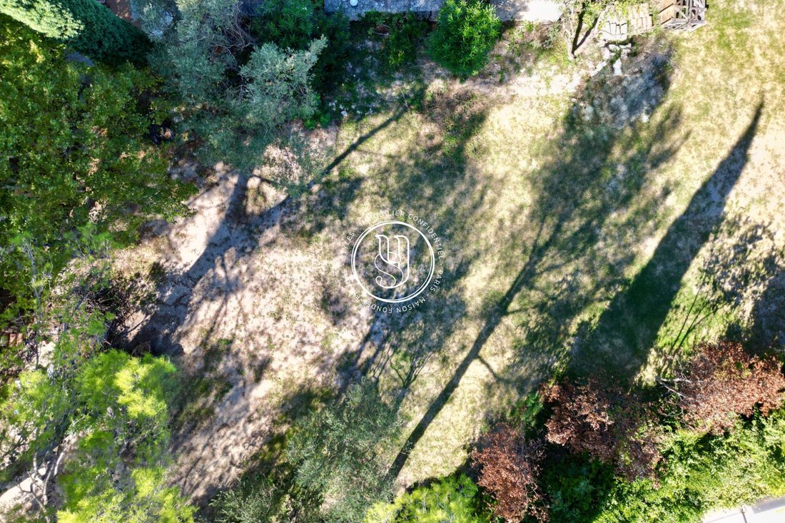 Land in Uzès, Occitania, France 4 - 18859559