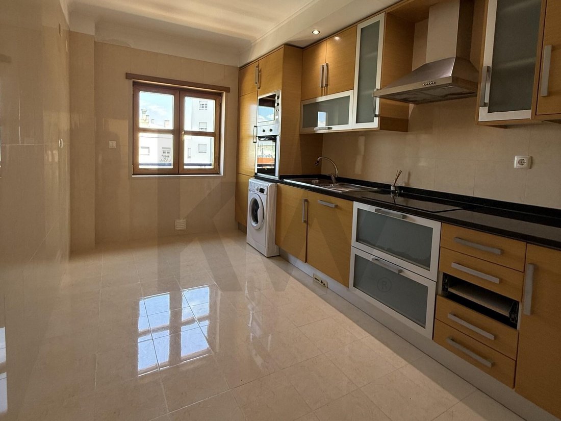 Appartamento a Venteira, Lisbona, Portogallo 4 - 18859740