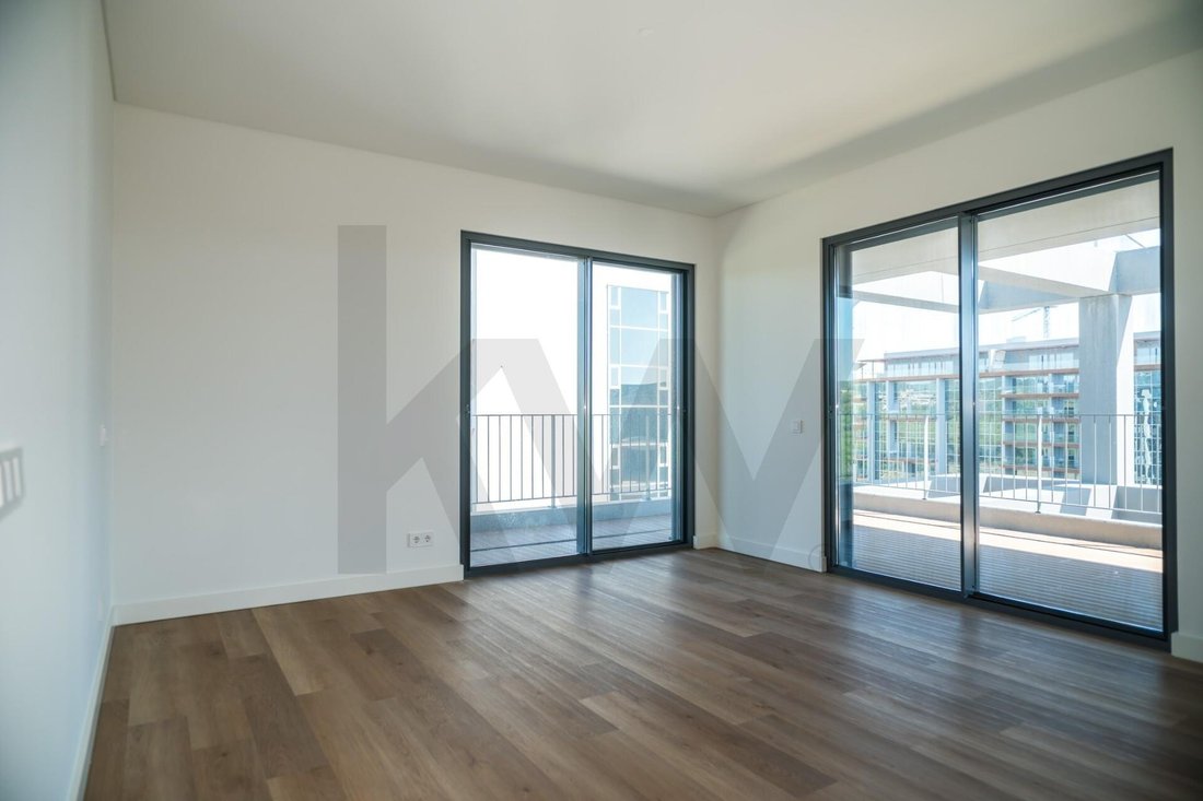 Apartamento en Algés, Distrito de Lisboa, Portugal 4 - 18859758