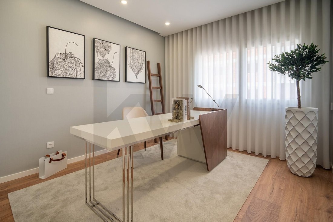 Apartment in Alverca do Ribatejo, Lisbon, Portugal 3 - 18859827