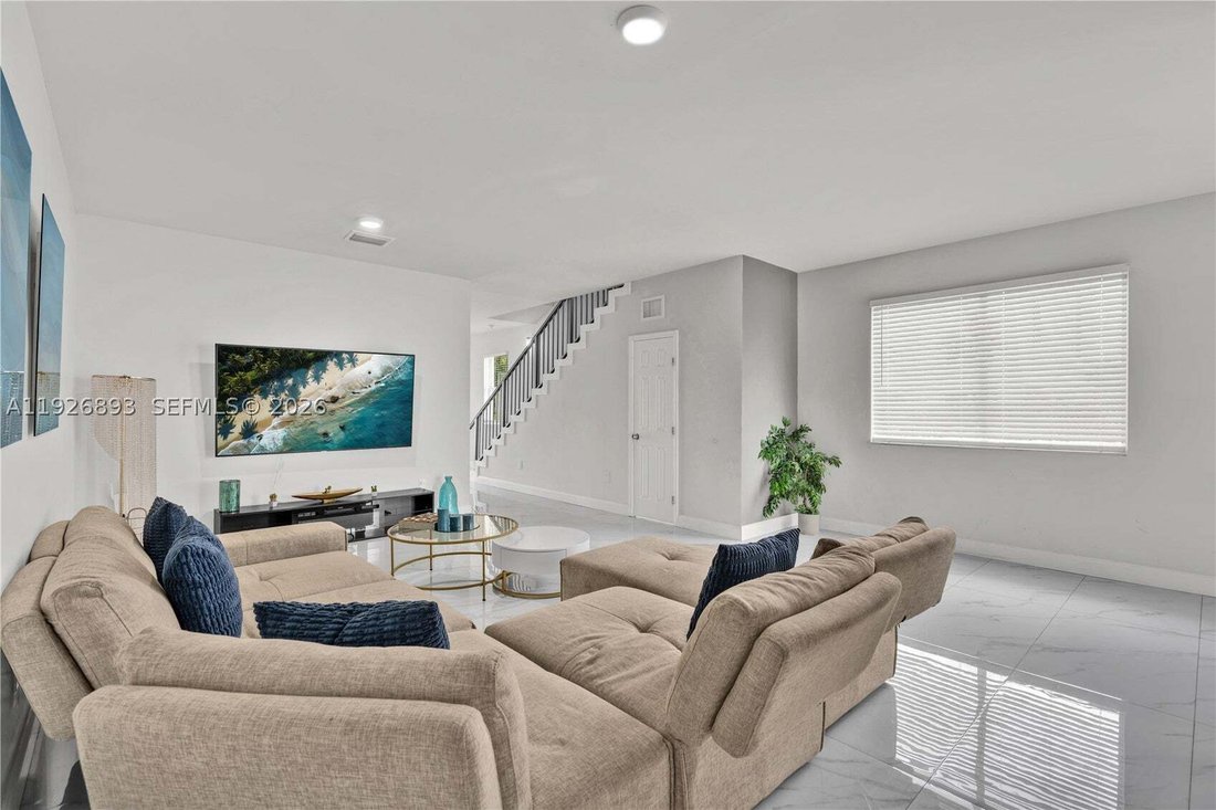 House in Miami, Florida, United States 1 - 16792186