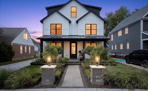 House in Birmingham, Michigan, United States 1