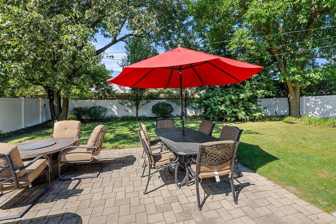 House in Glenview, Illinois, United States 5 - 18855096