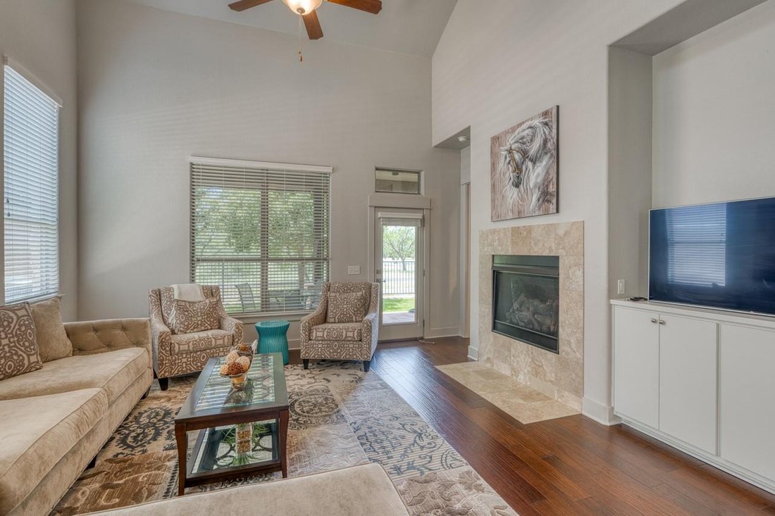 Townhouse in Horseshoe Bay, Texas, United States 4 - 18860031