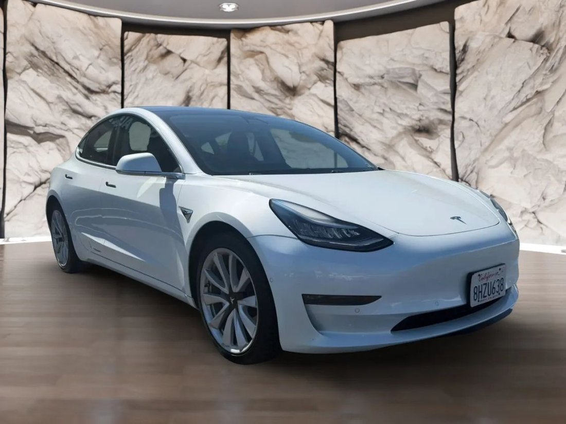 Sedan in Ontario, CA, United States 3 - 18857004