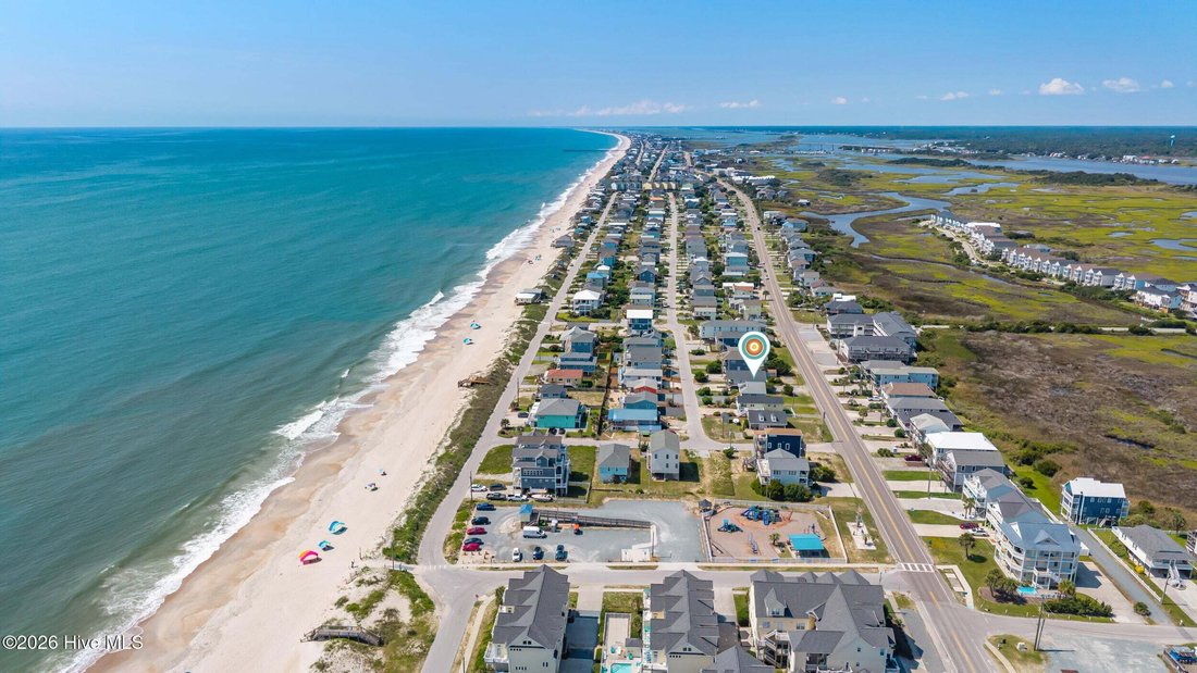 House in Topsail Beach, North Carolina, United States 4 - 18859868