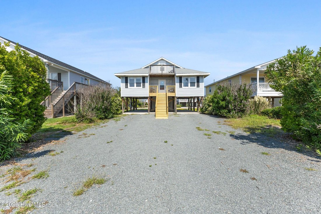 House in Topsail Beach, North Carolina, United States 5 - 18859868