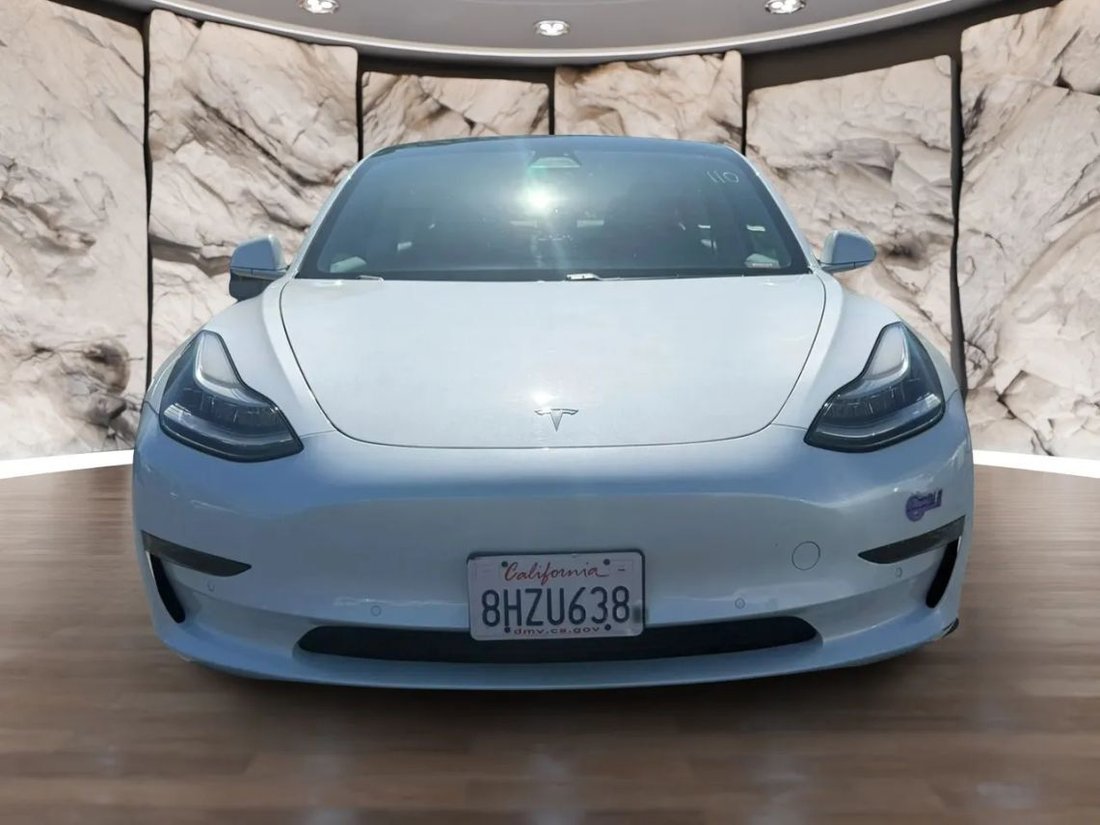 Sedan in Ontario, CA, United States 2 - 18857004