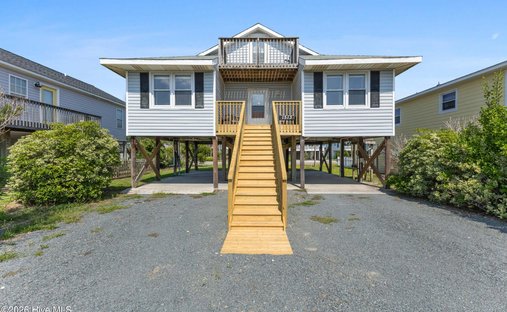 House in Topsail Beach, North Carolina, United States 1
