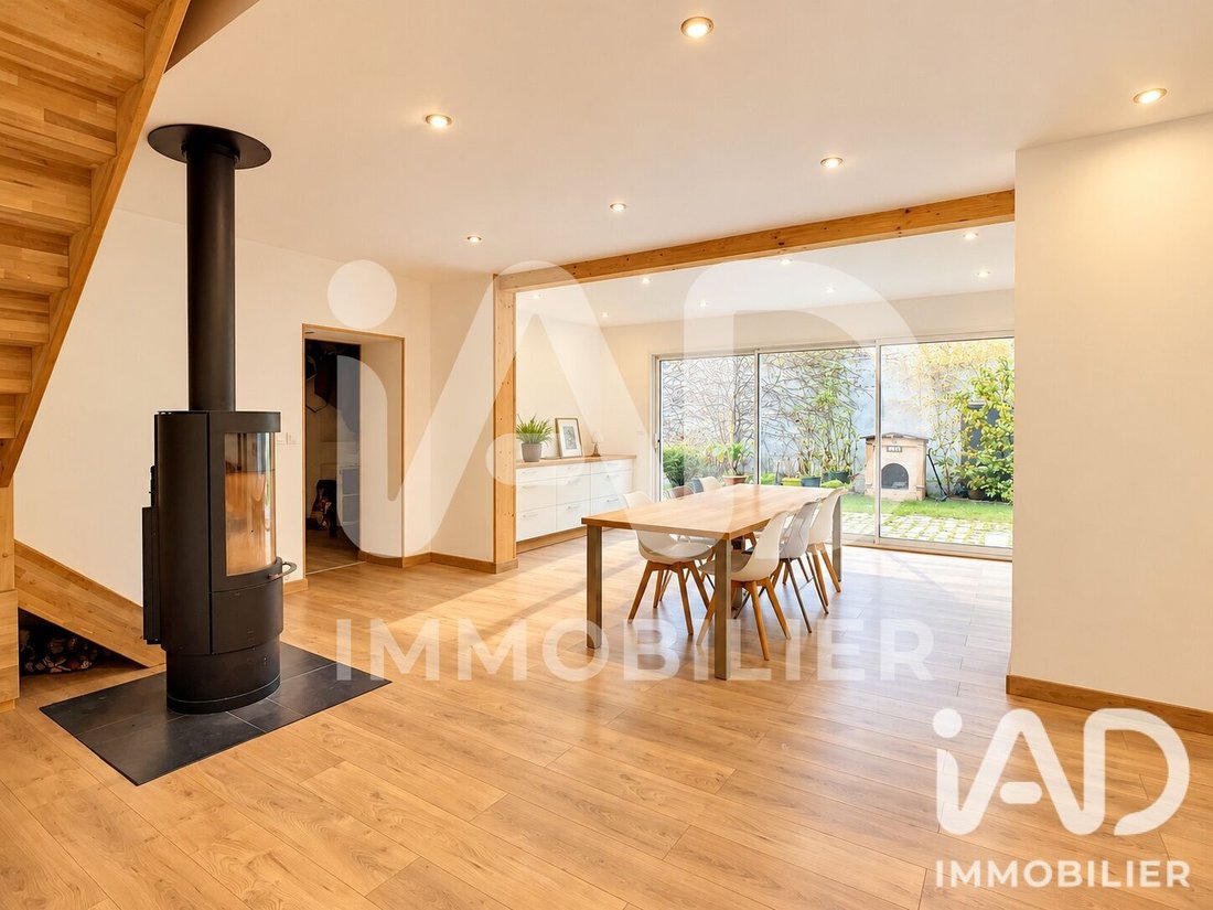 House in Napoleon, Maisons-Laffitte, France 4 - 17482636
