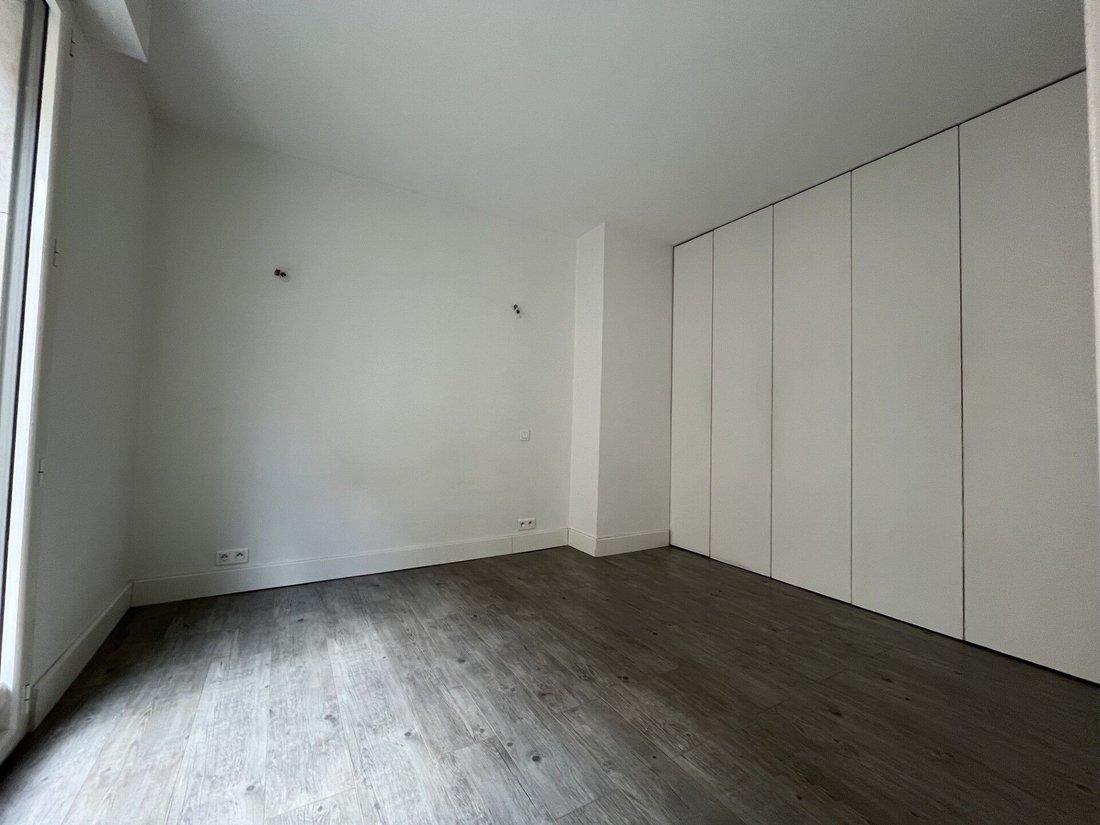 Apartment in Auteuil Nord, Paris 16e Arrondissement, Paris 4 - 18860197