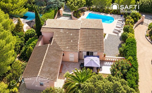 Casa en Fréjus, Provenza-Alpes-Costa Azul, Francia 1