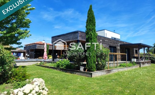 Haus in Lherm, Okzitanien, Frankreich 1