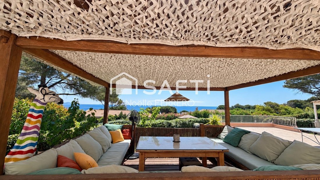 Casa en Les Issambres, Roquebrune-sur-Argens, Francia 1 - 18862298