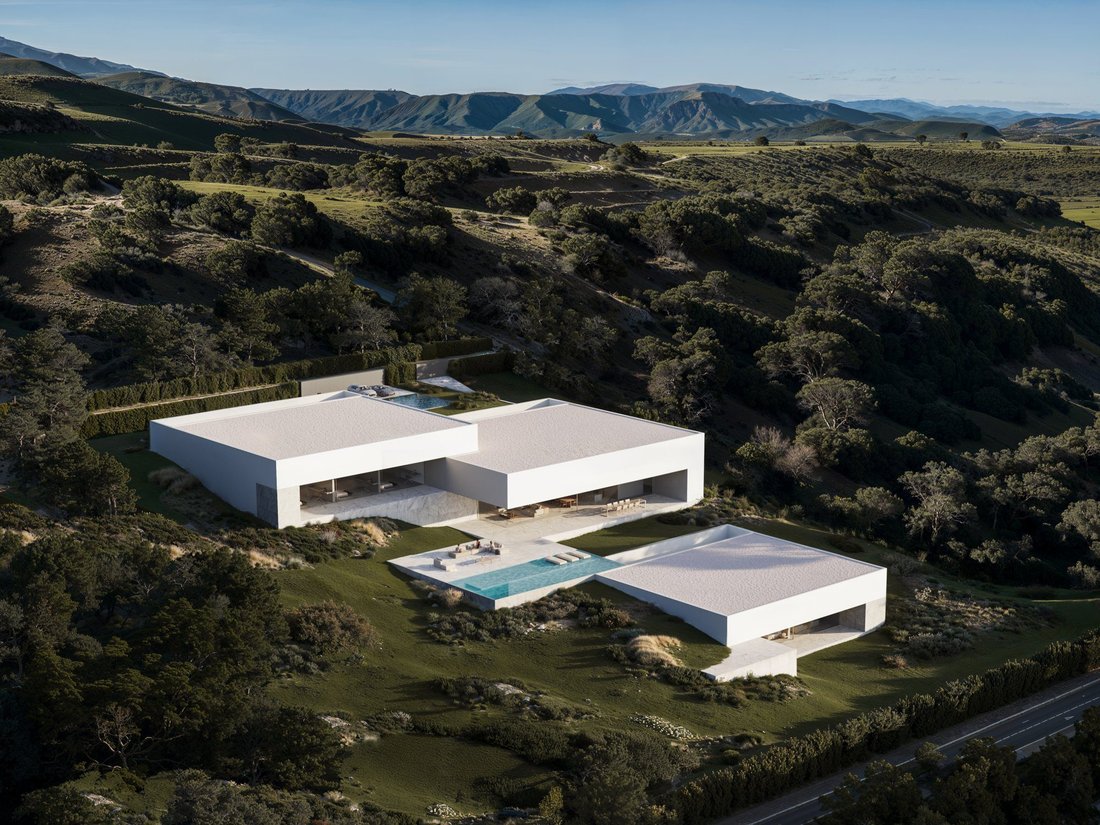 Villa in Sotogrande, San Roque, Andalusia 1 - 18860329