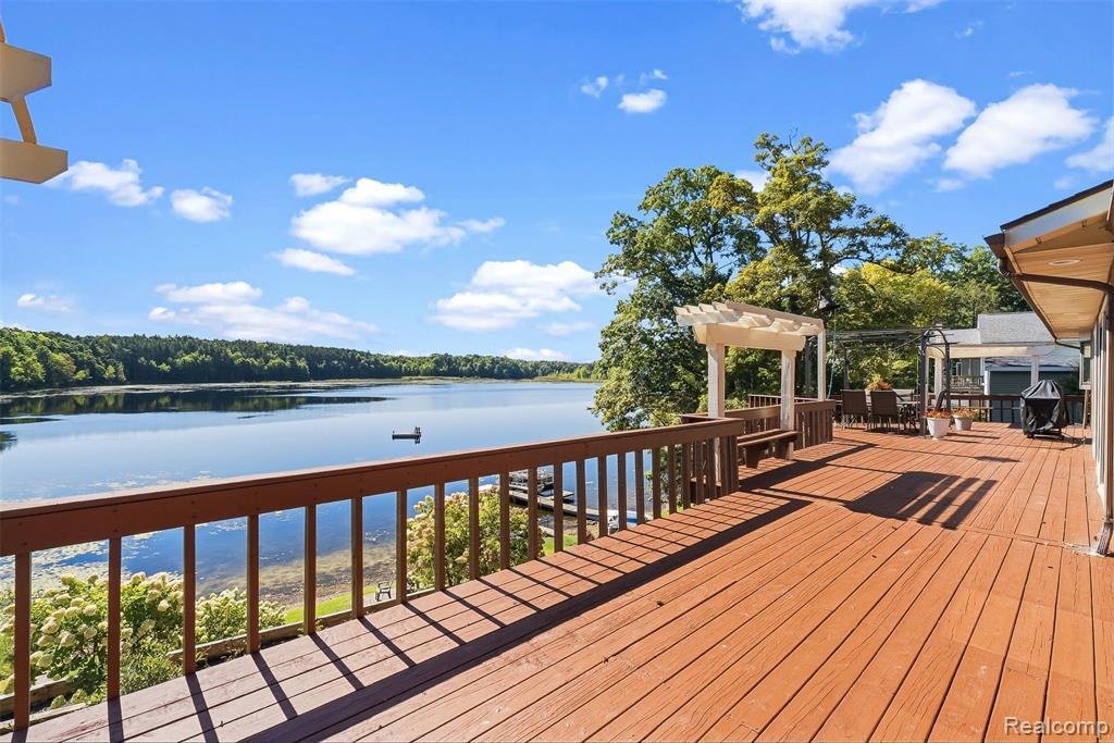 House in Columbiaville, Michigan, United States 3 - 18860883