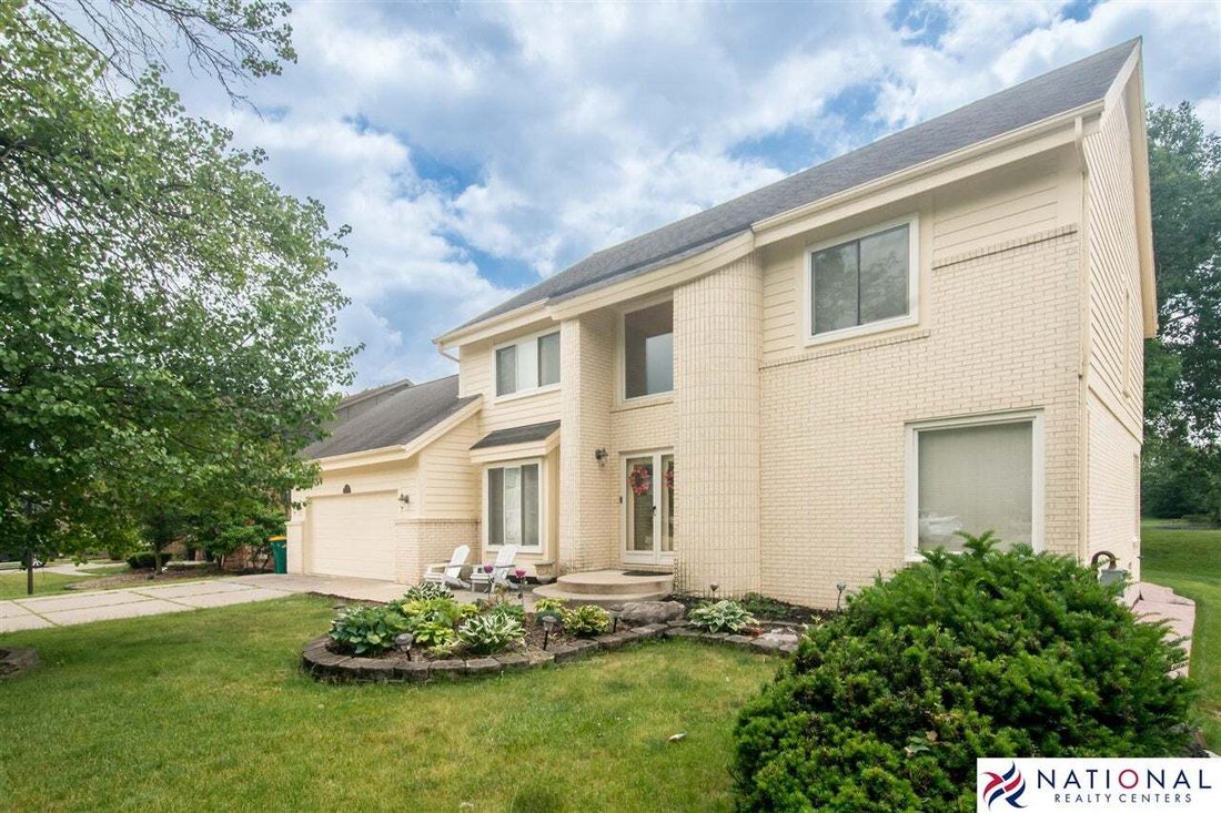 House in Farmington Hills, Michigan, United States 1 - 18860836