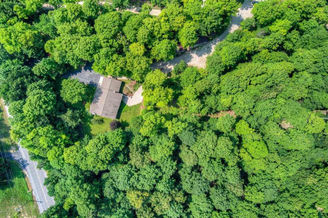 House in Glen Arbor, Michigan, United States 4 - 18861108