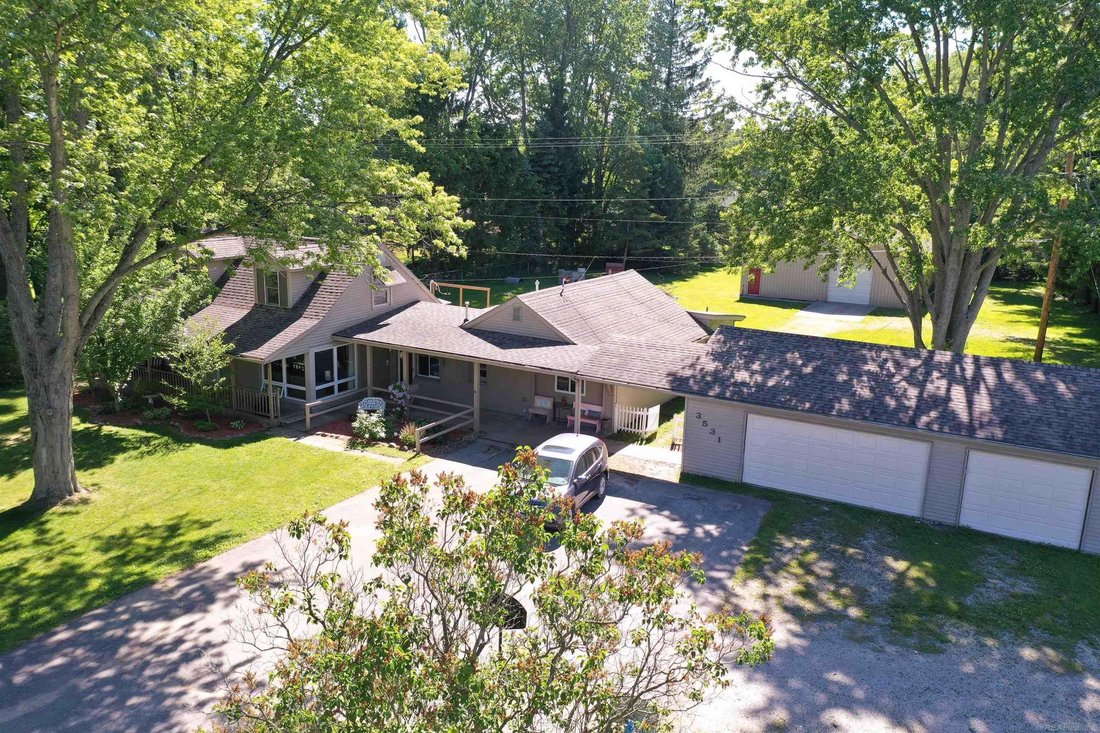 House in Port Huron, Michigan, United States 3 - 18861133