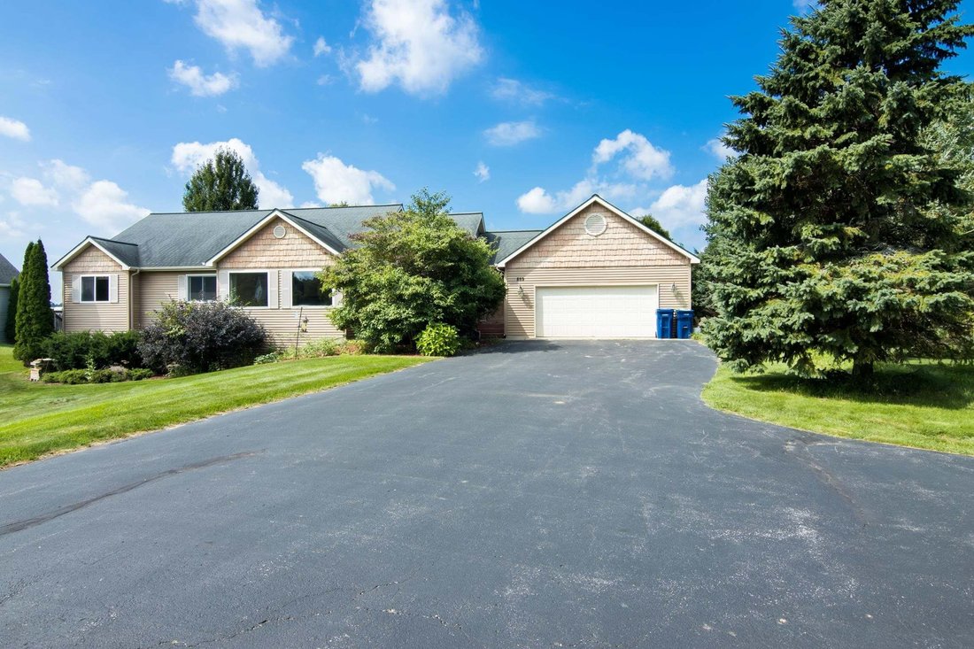 House in Traverse City, Michigan, United States 1 - 18861140
