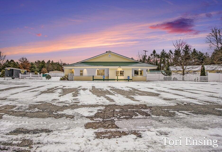 House in Greenville, Michigan, United States 2 - 18860816